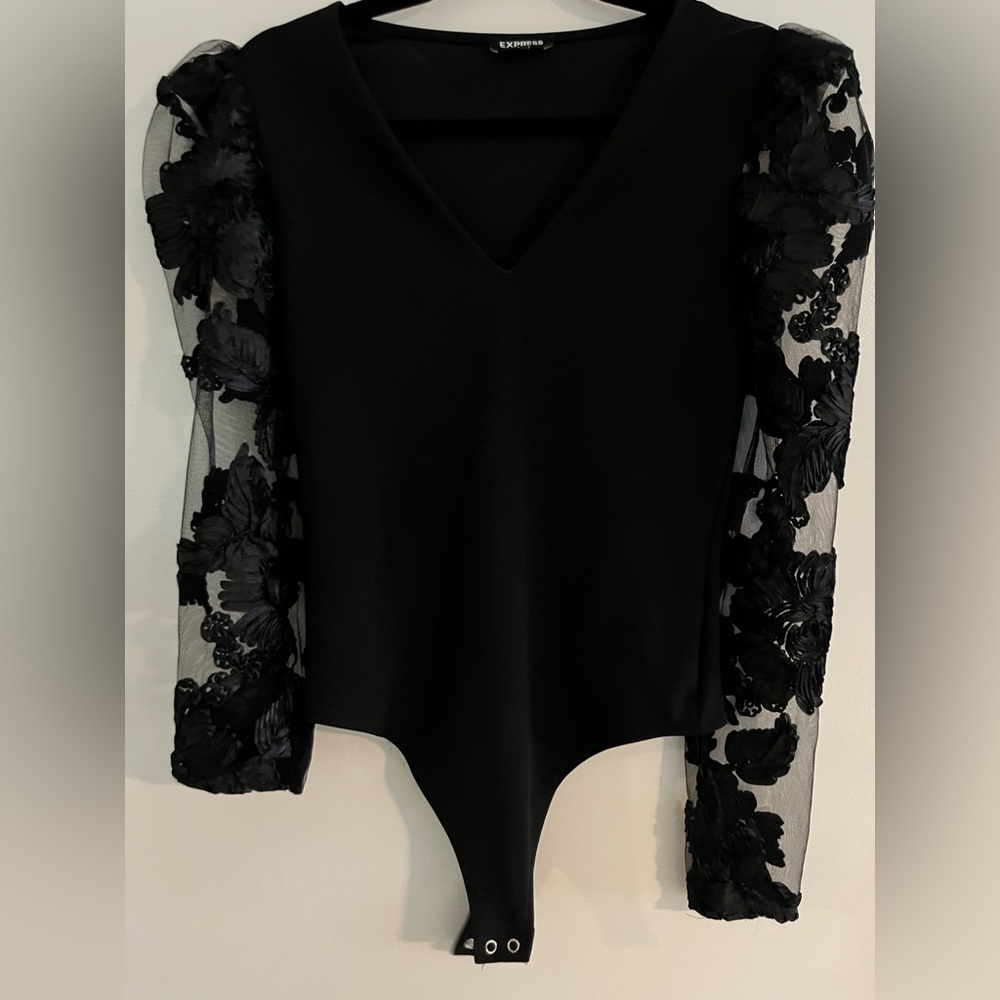 Express lace detail bodysuit | size Small